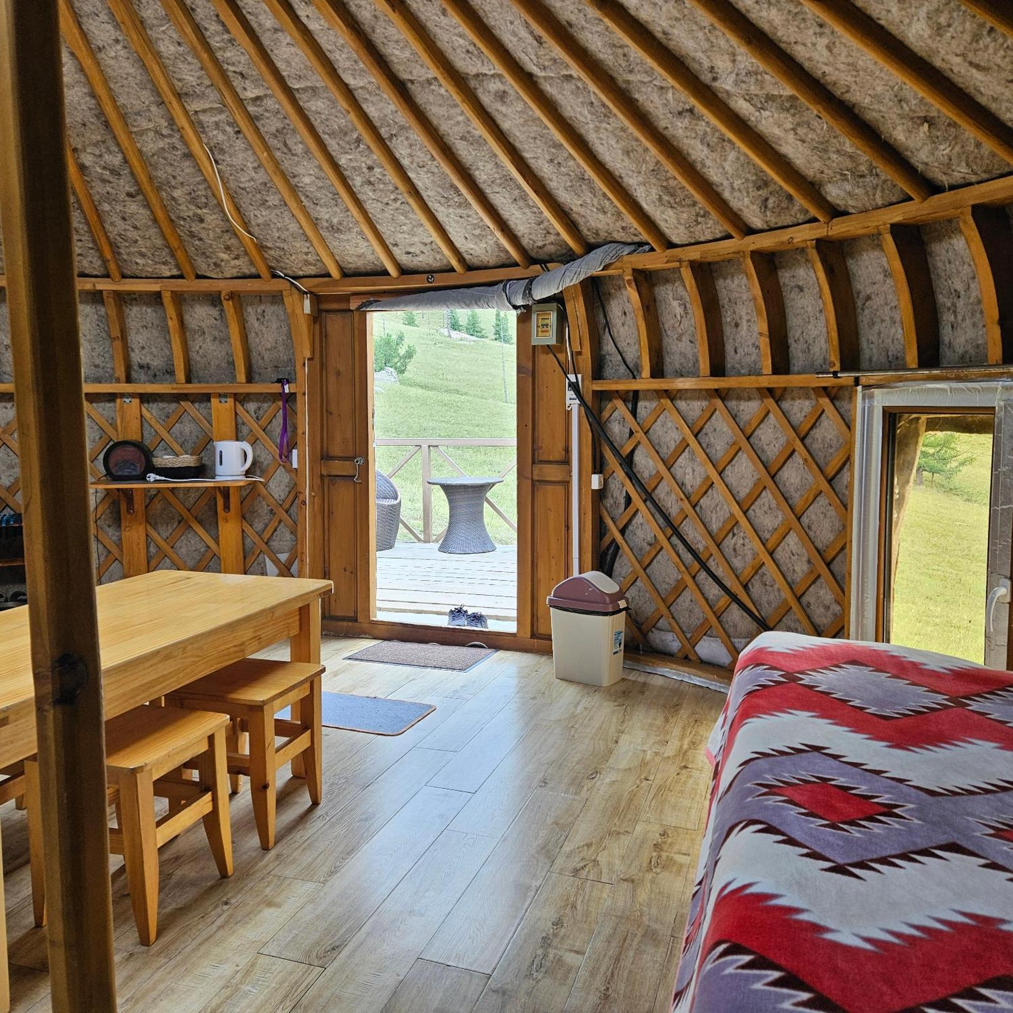 Hotel Apache Eco Camp, Terelj Nationalpark Mongolia Bayan Bulagiin Hural Zewnętrze zdjęcie